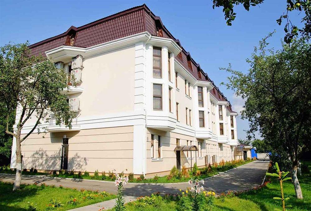 Ligena Hotel Boryspil Exterior photo