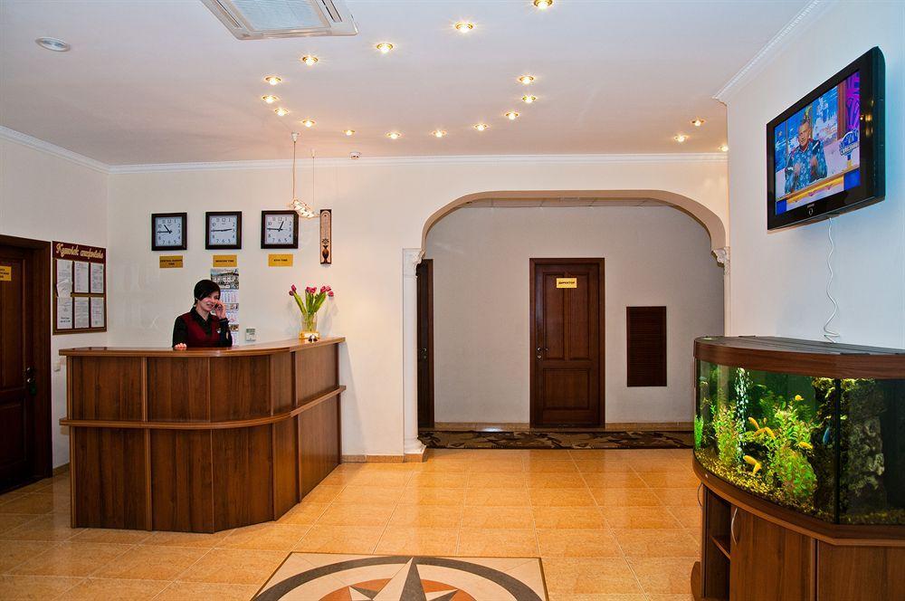 Ligena Hotel Boryspil Exterior photo