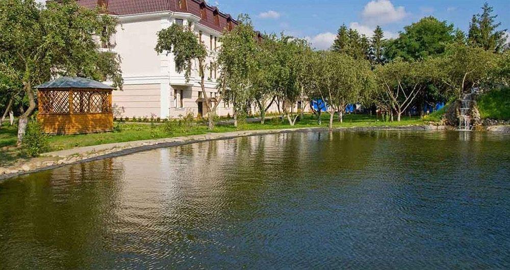 Ligena Hotel Boryspil Exterior photo