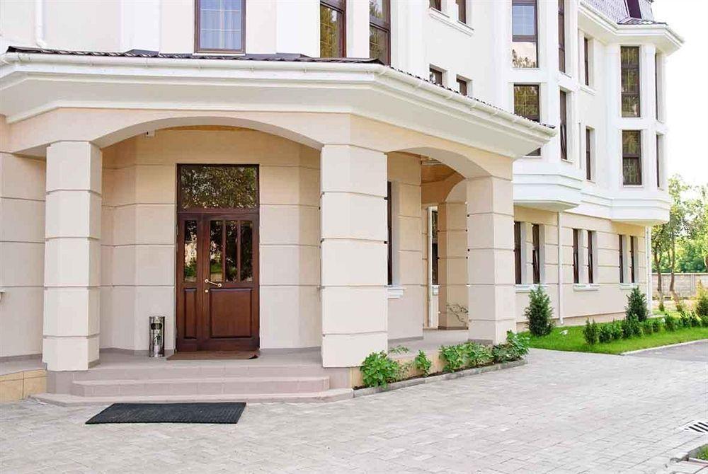 Ligena Hotel Boryspil Exterior photo