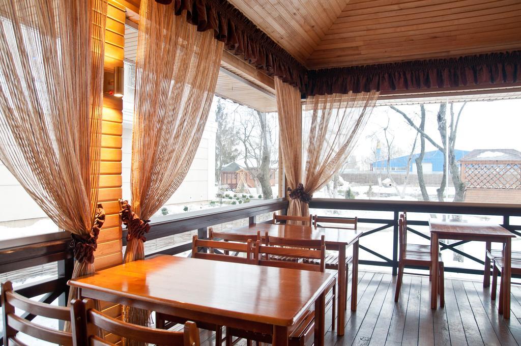 Ligena Hotel Boryspil Exterior photo